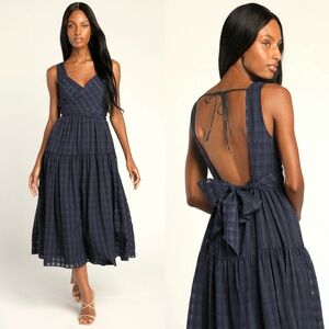 Lulus What a Trend Navy Blue Plaid Tie-Back Tiered Midi Dress | XL